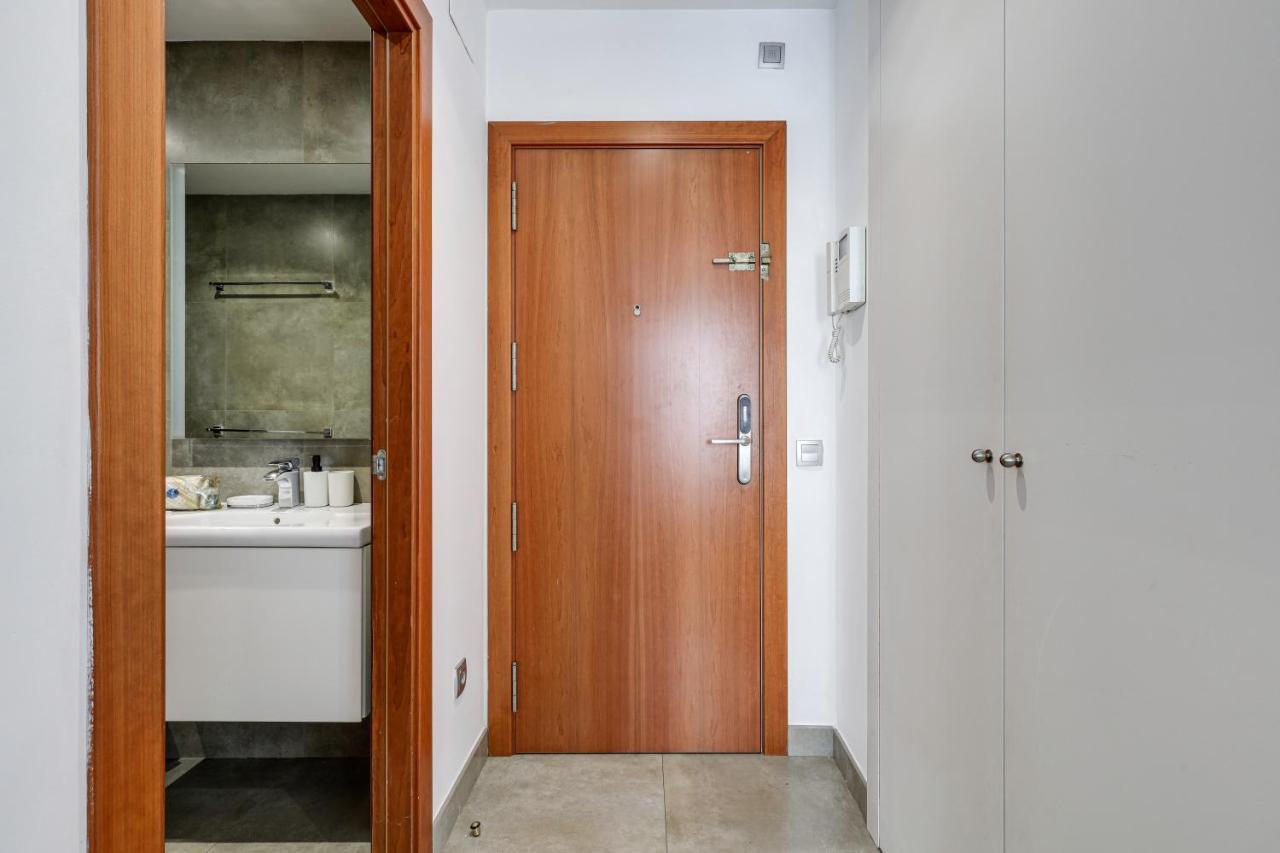 Urban Flats Vallirana Barcelona Exterior foto